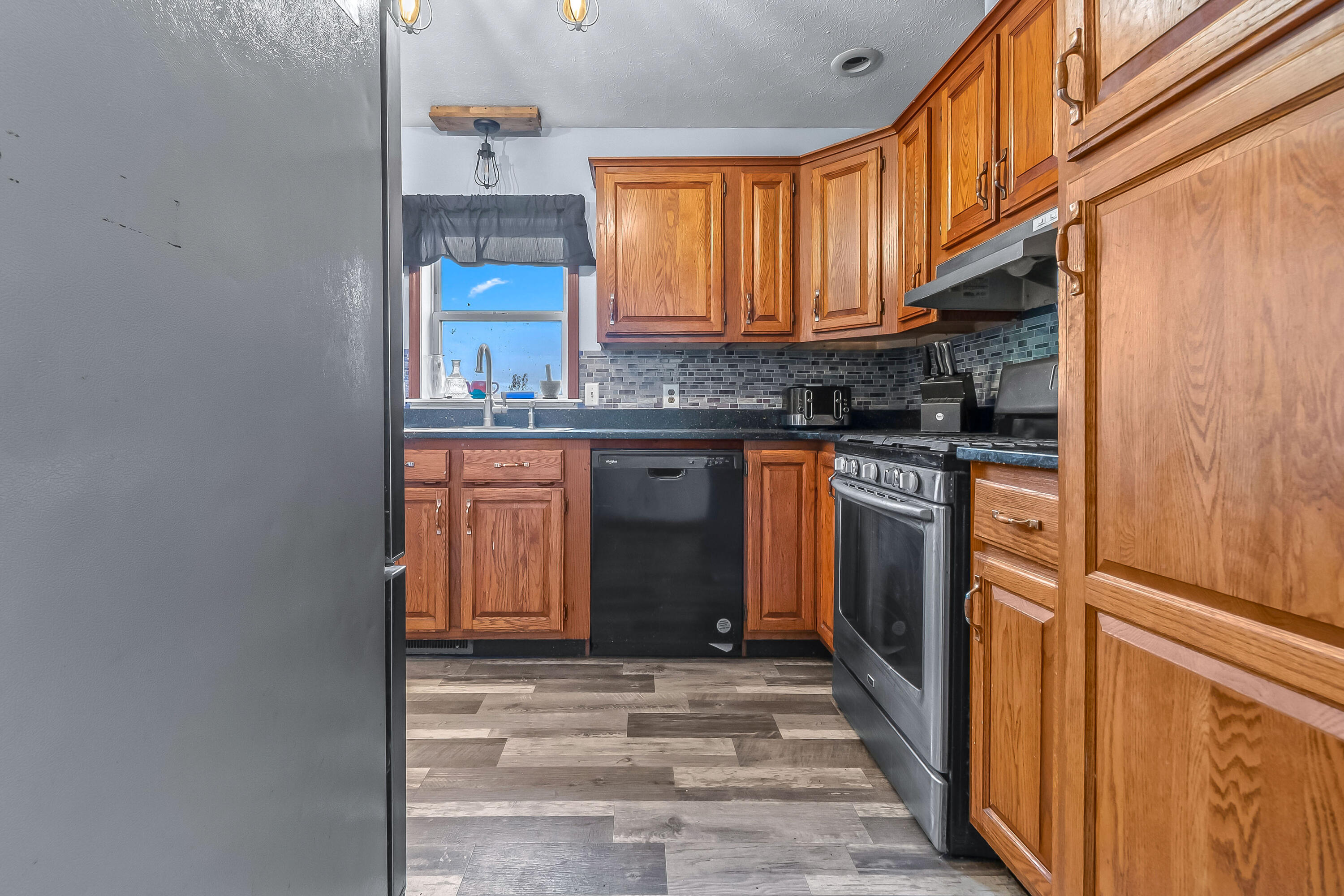 7534 Robins Road Hillsdale, MI 49242 - Photo 18 of 52 32