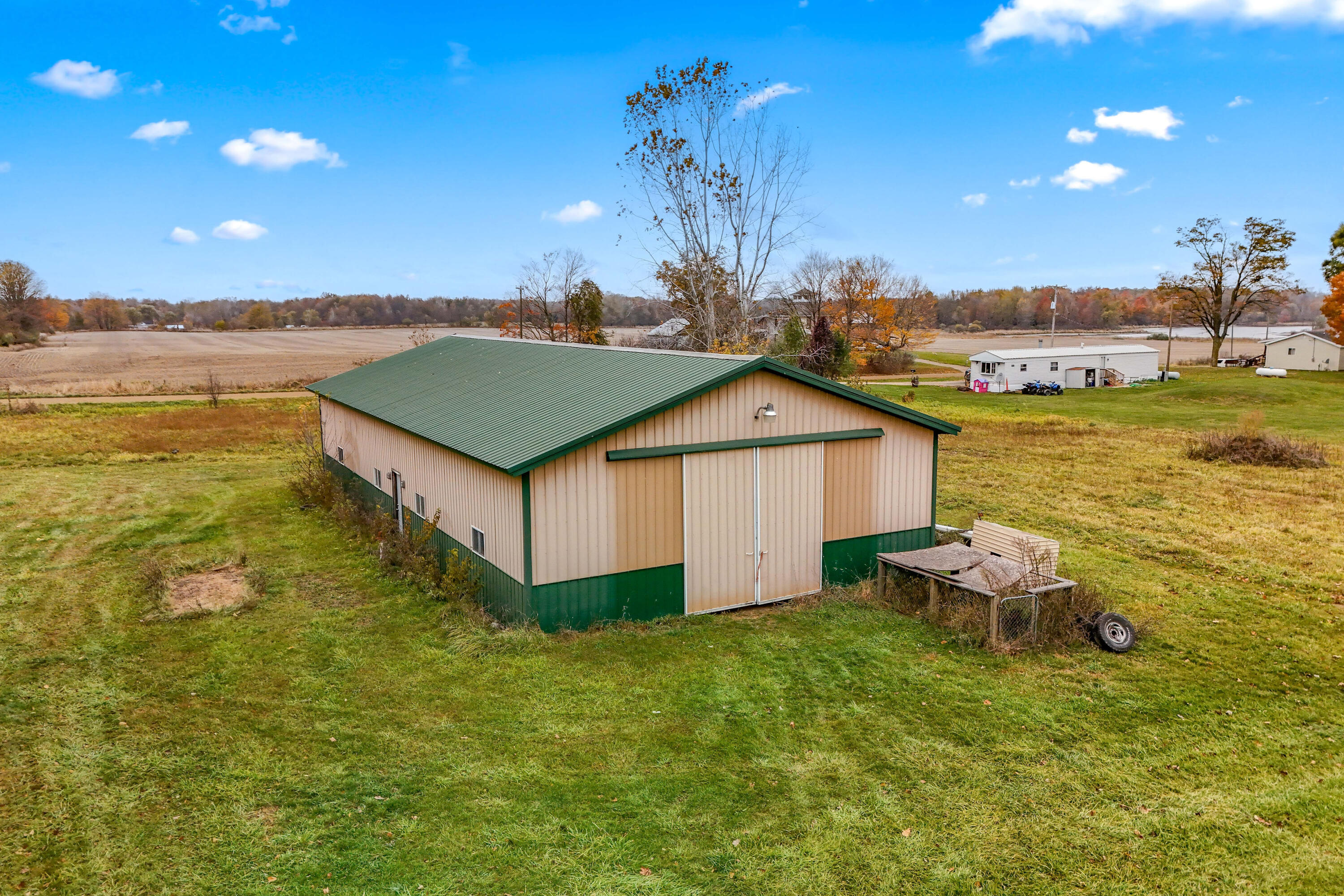 7534 Robins Road Hillsdale, MI 49242 - Photo 2 of 52 11