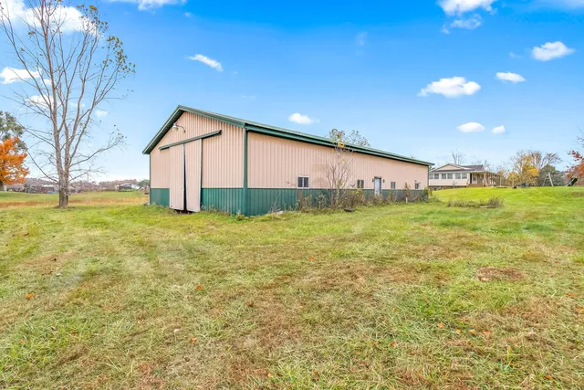 $279,900 | 7534 Robins Road, Hillsdale, MI 49242