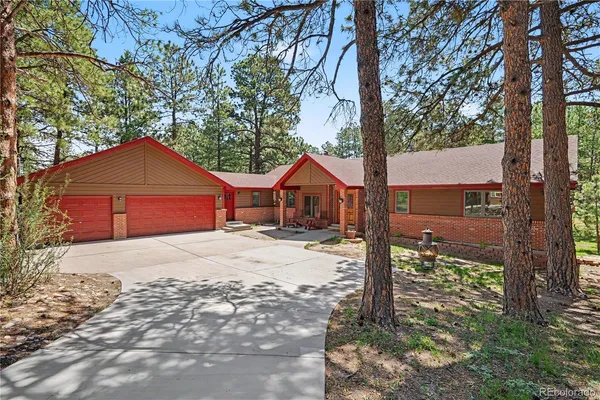 $875,000 | 35787 Elkridge Run, Elizabeth, CO 80107