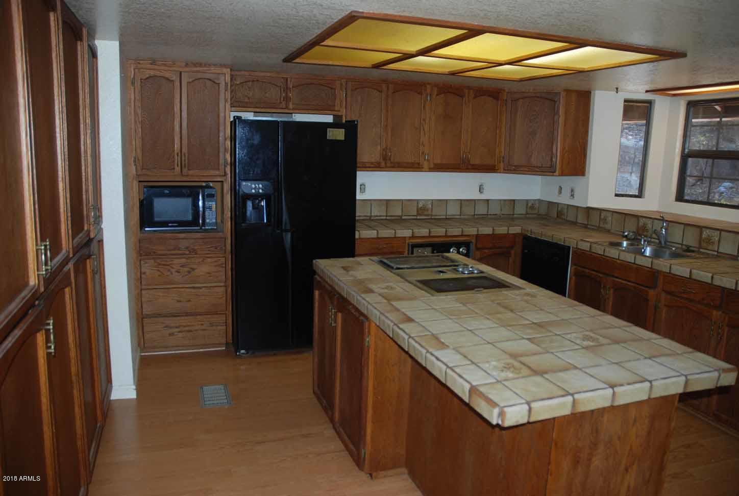 265 West Columbine Road Payson, AZ 85541 - Photo 20 of 43 41.1Kitchen