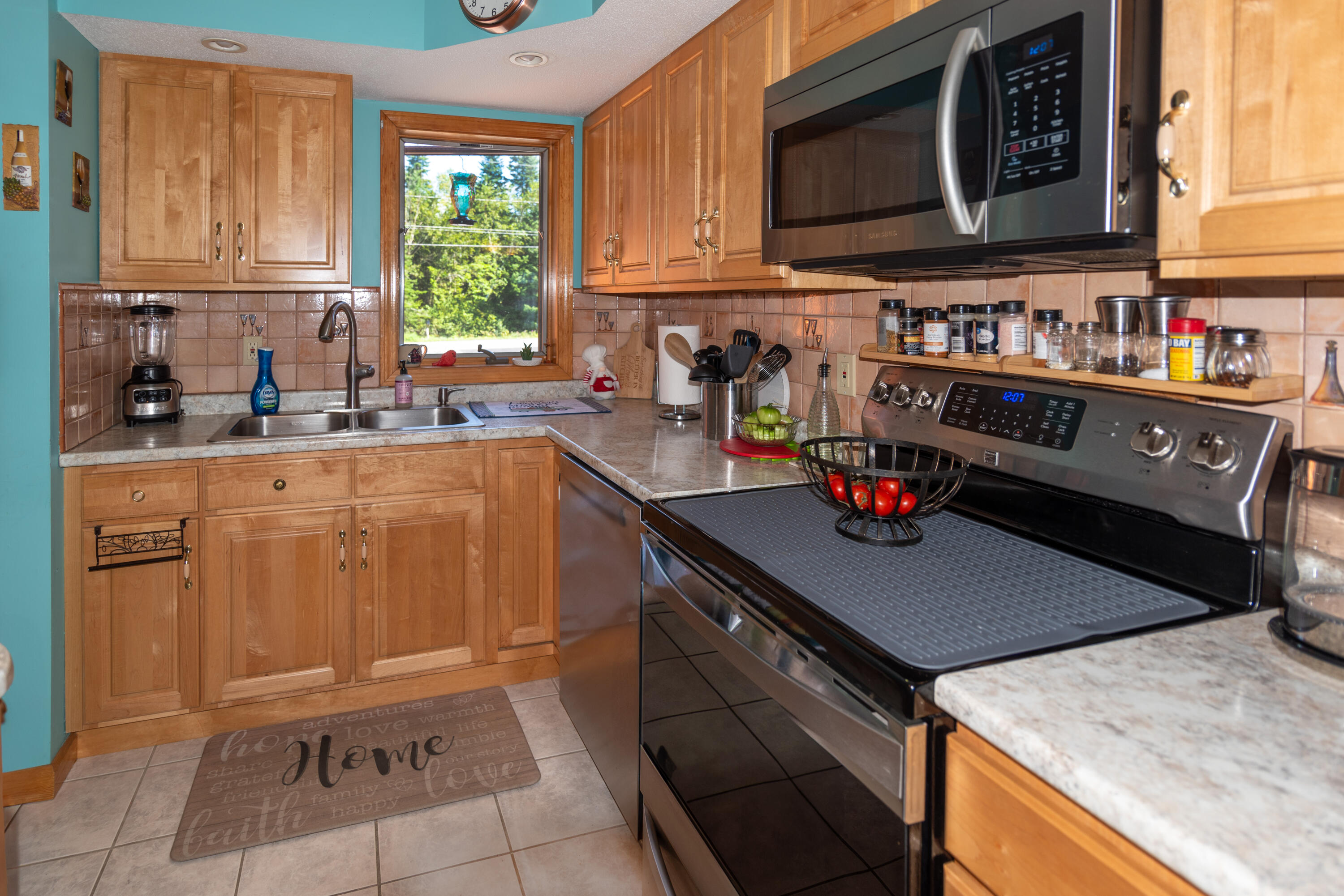 803 Lake Shore Road St. David, ME 04773 - Photo 17 of 51 DSC_3875