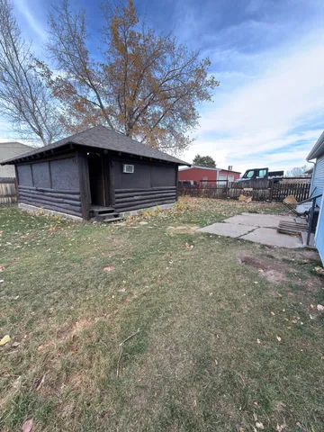 $415,000 | 319 East 6th Avenue, Dayton, WY 82836