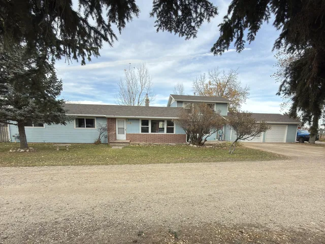 $415,000 | 319 East 6th Avenue, Dayton, WY 82836