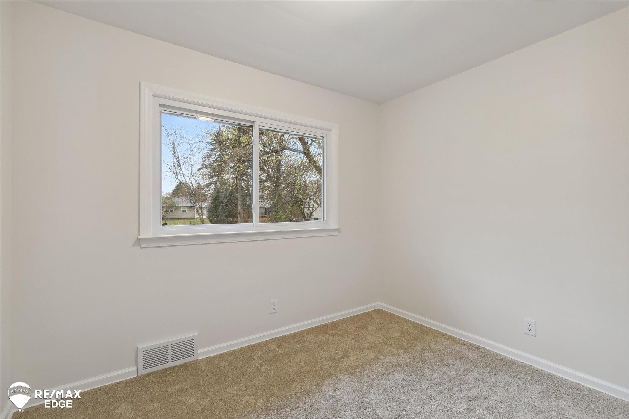 4334 Risedorph Avenue Burton, MI 48509 - Photo 15 of 32 50161485-349bcf4f-408f-409a-9578-40e5b8fc39e3.JPG