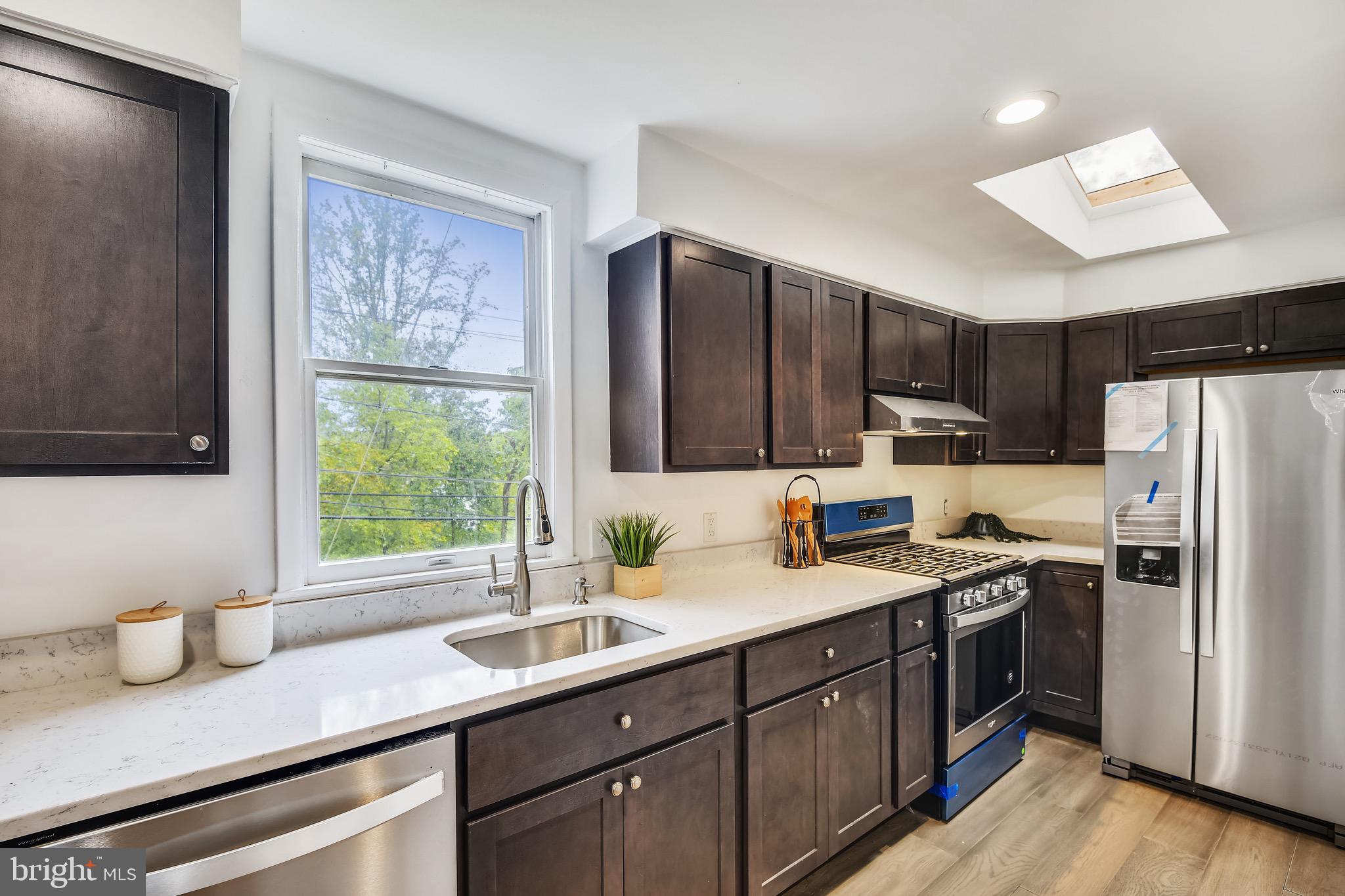 1809 Hillside Road Stevenson, MD 21153 - Photo 2 of 36