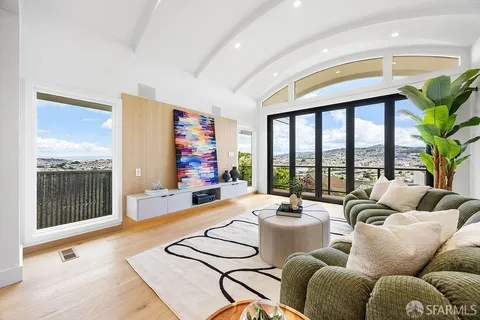 $2,380,000 | 31 Mangels Avenue, San Francisco, CA 94131