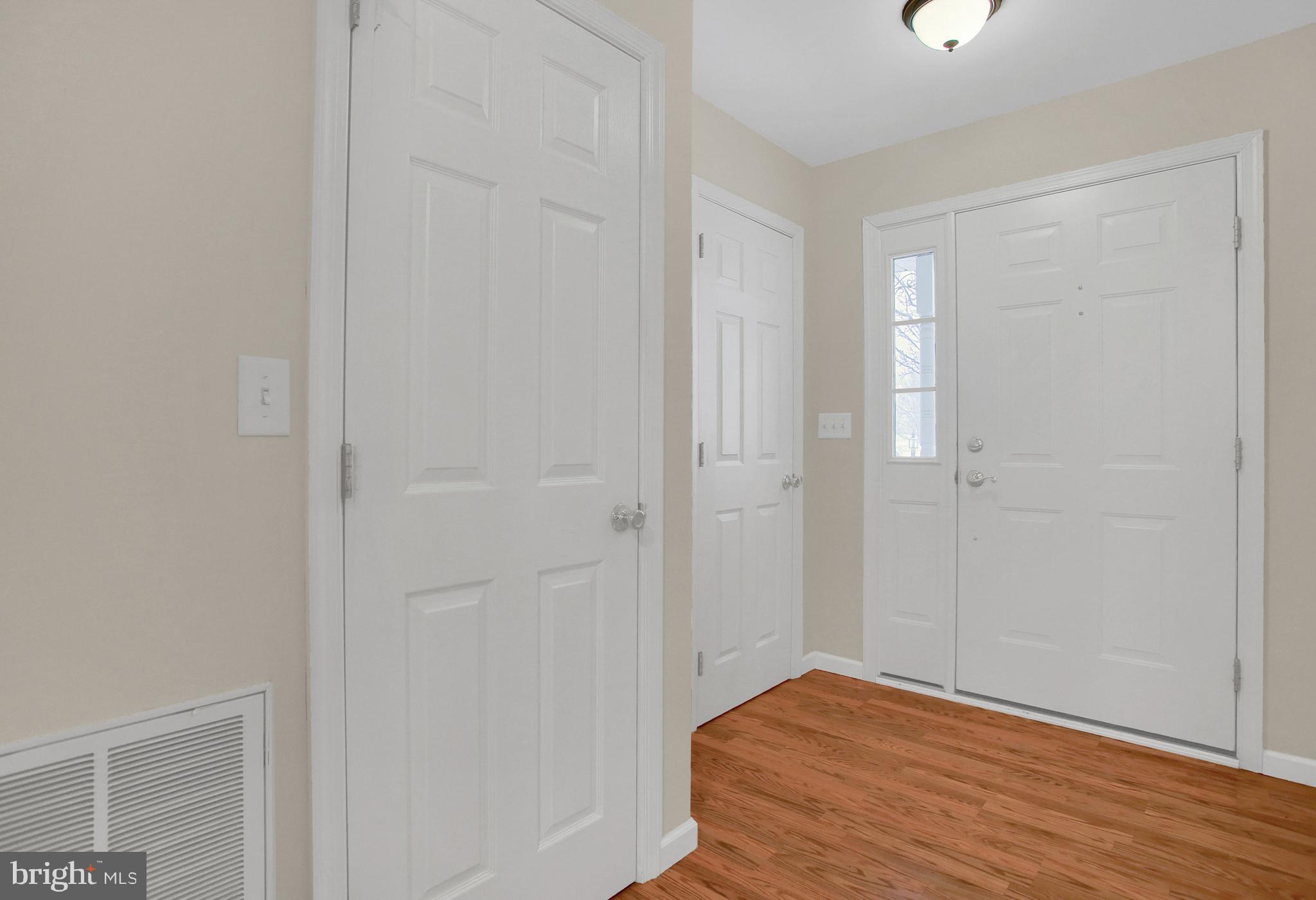 217 Silver Leaf Ridge Harrisburg, PA 17110 - Photo 2 of 30 Entry