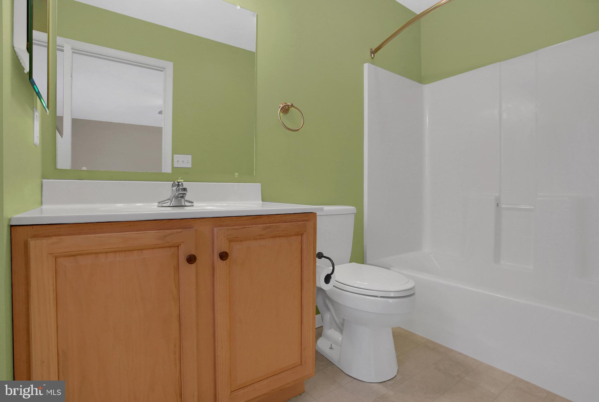 217 Silver Leaf Ridge Harrisburg, PA 17110 - Photo 23 of 30 Master Bath