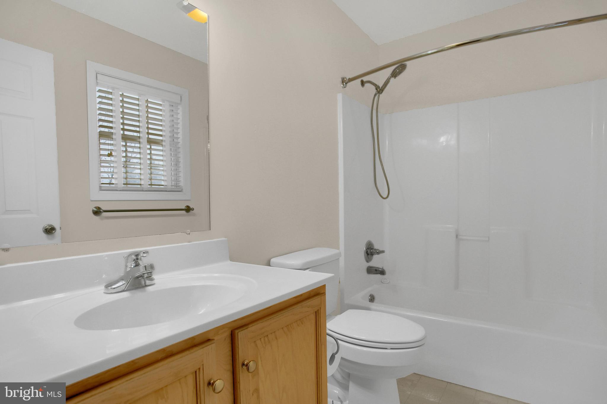 217 Silver Leaf Ridge Harrisburg, PA 17110 - Photo 28 of 30 Full Bath 2