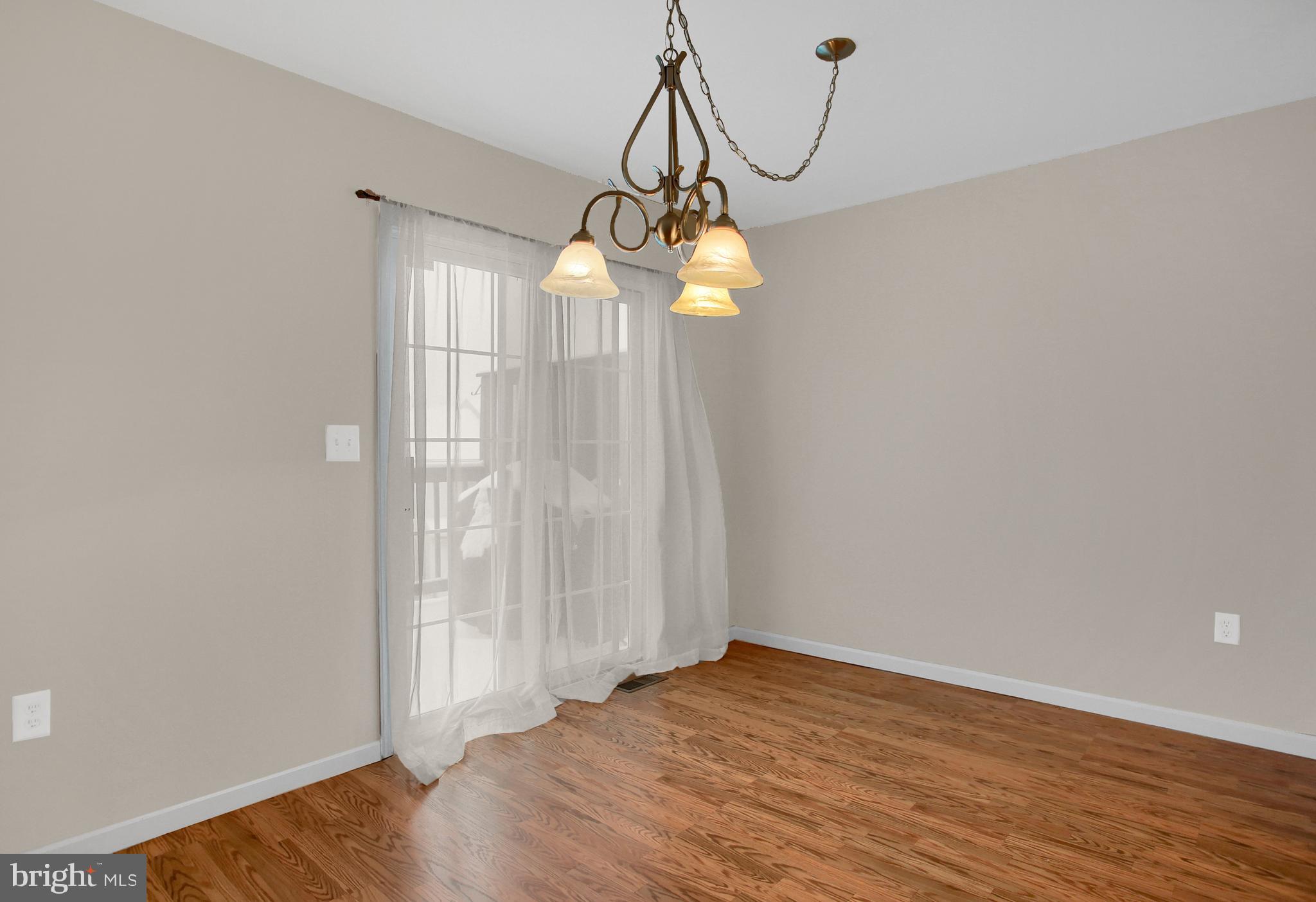 217 Silver Leaf Ridge Harrisburg, PA 17110 - Photo 9 of 30 Dining