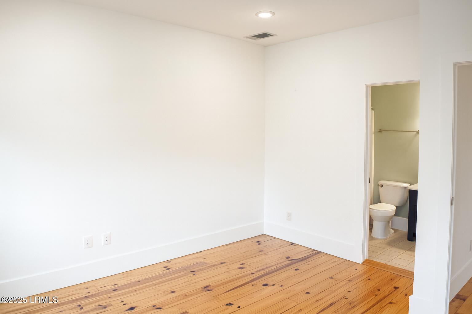 23 Market, Unit B2 Beaufort, SC 29906 - Photo 16 of 35 ChatGPT Image Oct 28, 2025, 06_53_40 PM