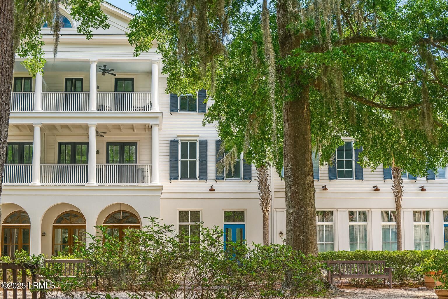 23 Market, Unit B2 Beaufort, SC 29906 - Photo 3 of 35 665f7388-8568-4b64-ad0d-74c045b7cd0f