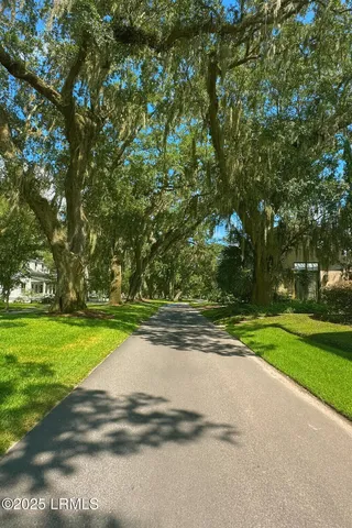 $2,600 | 23 Market, Unit B2, Beaufort, SC 29906