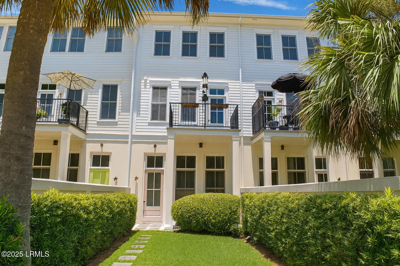 23 Market, Unit B2 Beaufort, SC 29906 - Photo 4 of 35 d0ec1052-9ec4-45a9-b7e6-5f59ba5de245