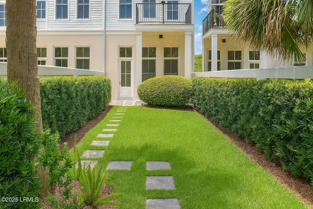 $2,600 | 23 Market, Unit B2, Beaufort, SC 29906