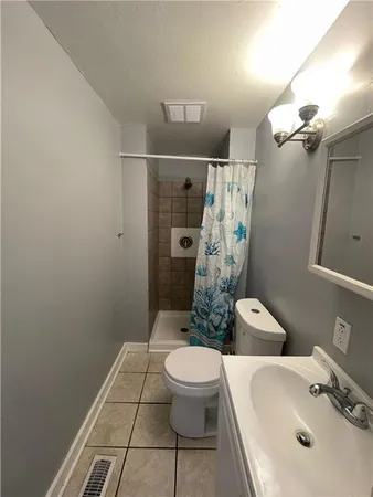 $600 | 139 North Water Avenue, Unit 2, Sharon, PA 16146