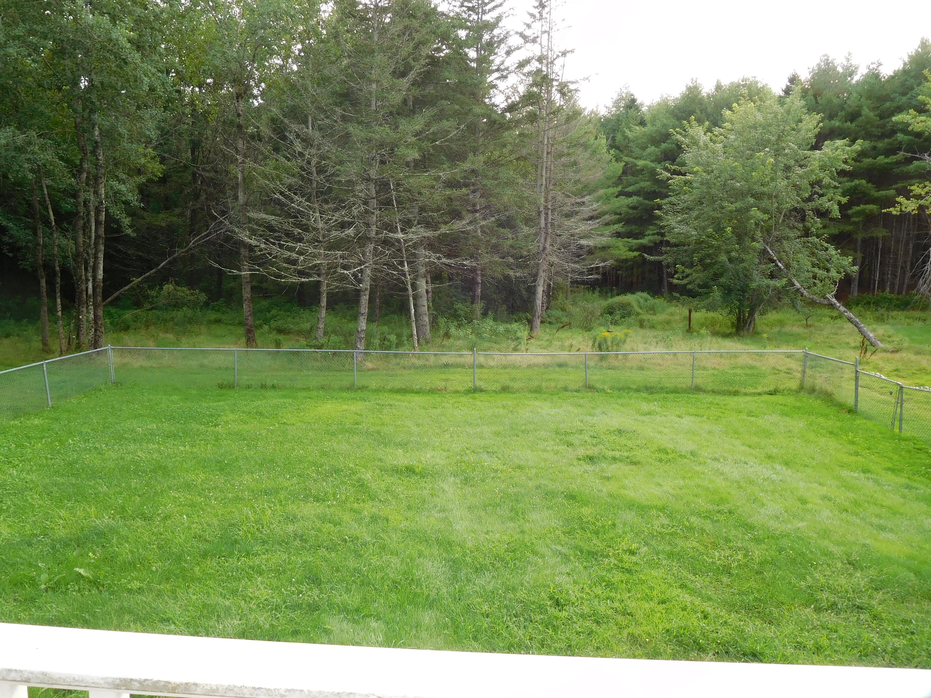 1065 Riverside Drive Auburn, ME 04210 - Photo 28 of 32 Enclosed area