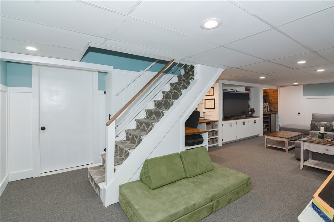 34 Spring Green Road Warwick, RI 02888 - Photo 26 of 38 Gallery Image 26