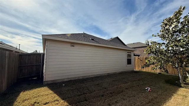 $1,975 | 14065 Haggerston Drive, Pilot Point, TX 76258