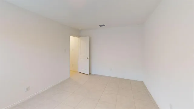 $1,975 | 14065 Haggerston Drive, Pilot Point, TX 76258