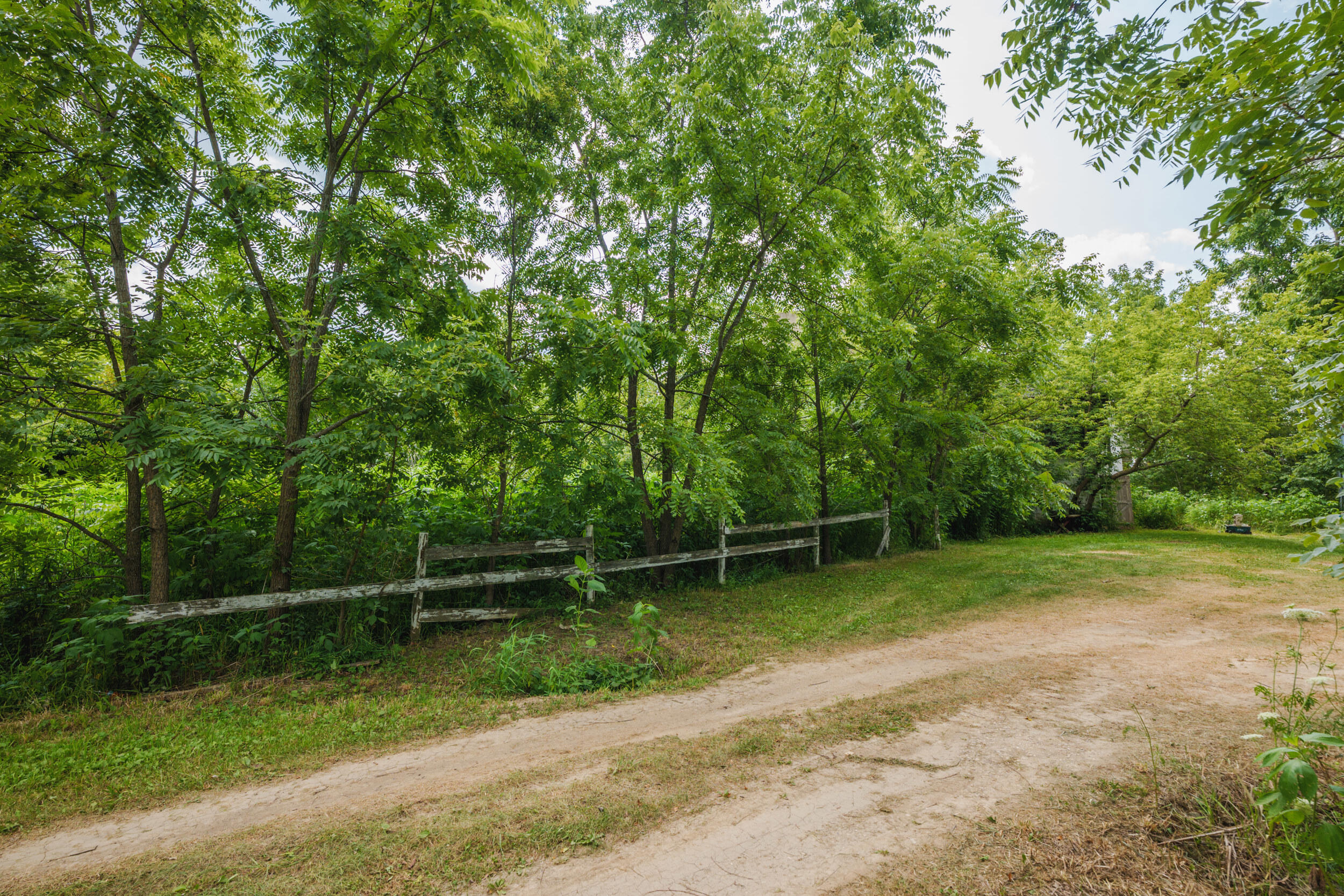 15739 Braun Road Yorkville, WI 53177 - Photo 25 of 39 15739 braun-024