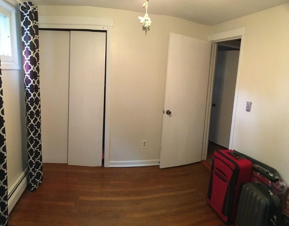 116 Hudson Street Springfield, MA 01118 - Photo 21 of 33