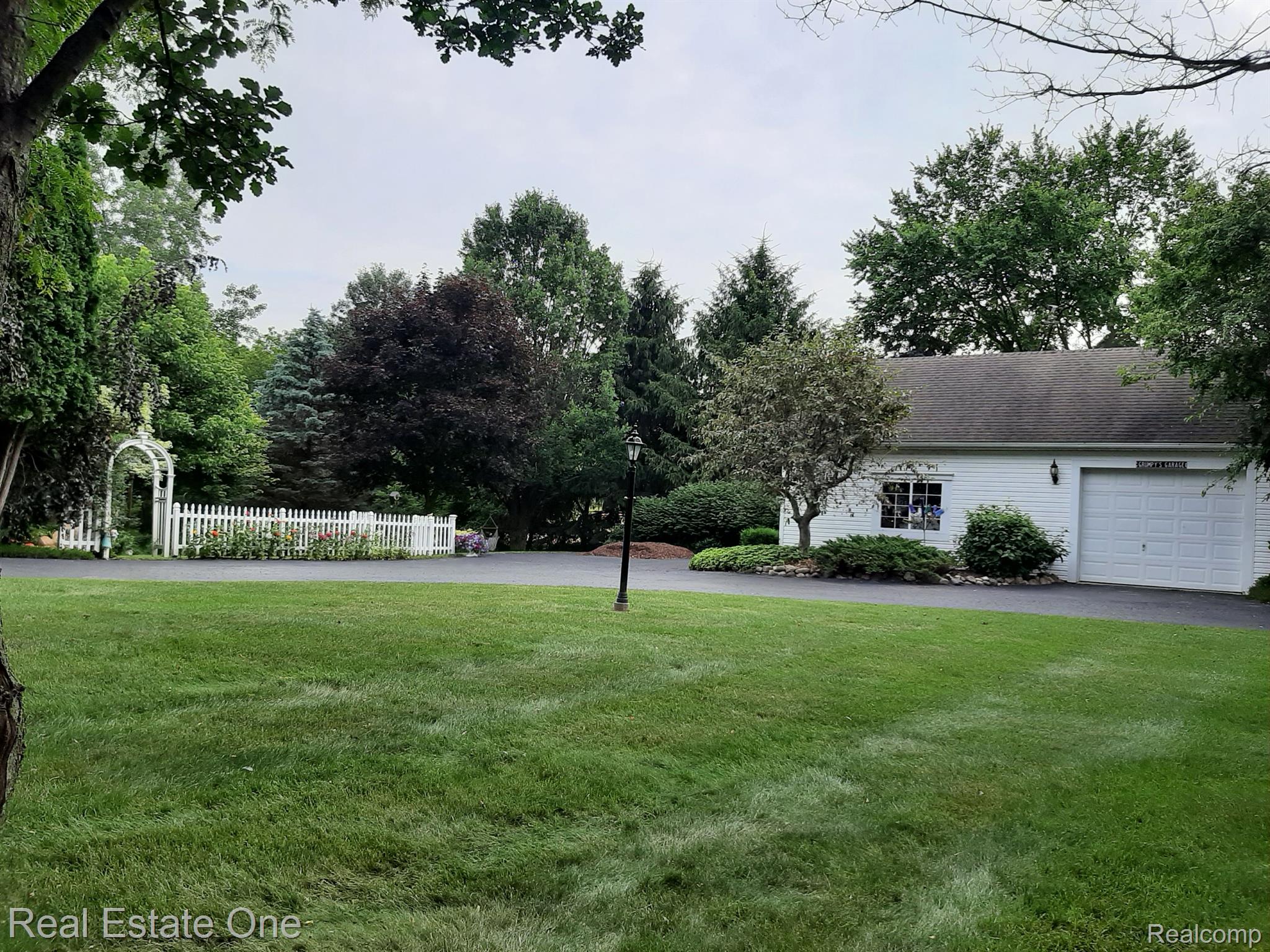 3100 West Oregon Road Lapeer, MI 48446 - Photo 4 of 42 Gallery Image 4