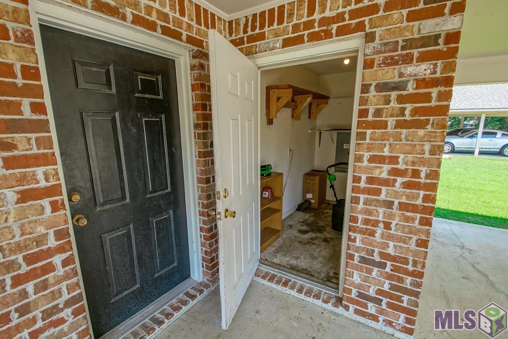 1352 Harwich Drive Baton Rouge, LA 70820 - Photo 27 of 34