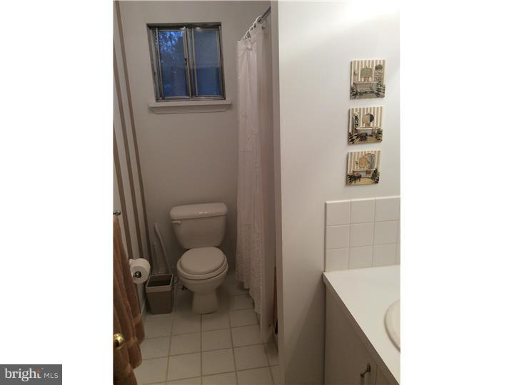 305 Red Barn Road Willow Grove, PA 19090 - Photo 10 of 20 Bathroom