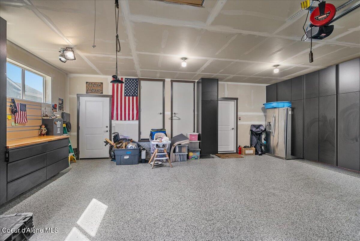 4332 West Enclave Way Coeur D'Alene, ID 83815 - Photo 12 of 52 36-Garage