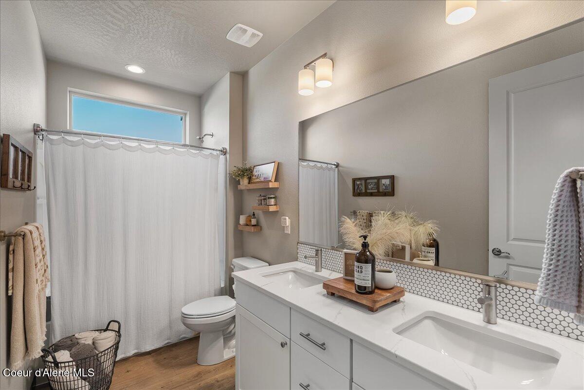 4332 West Enclave Way Coeur D'Alene, ID 83815 - Photo 40 of 52 30-Full bath