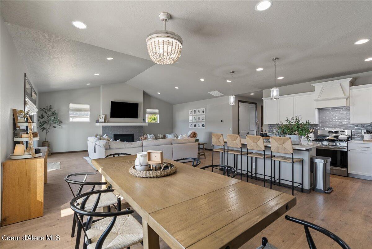 4332 West Enclave Way Coeur D'Alene, ID 83815 - Photo 7 of 52 15-Dining