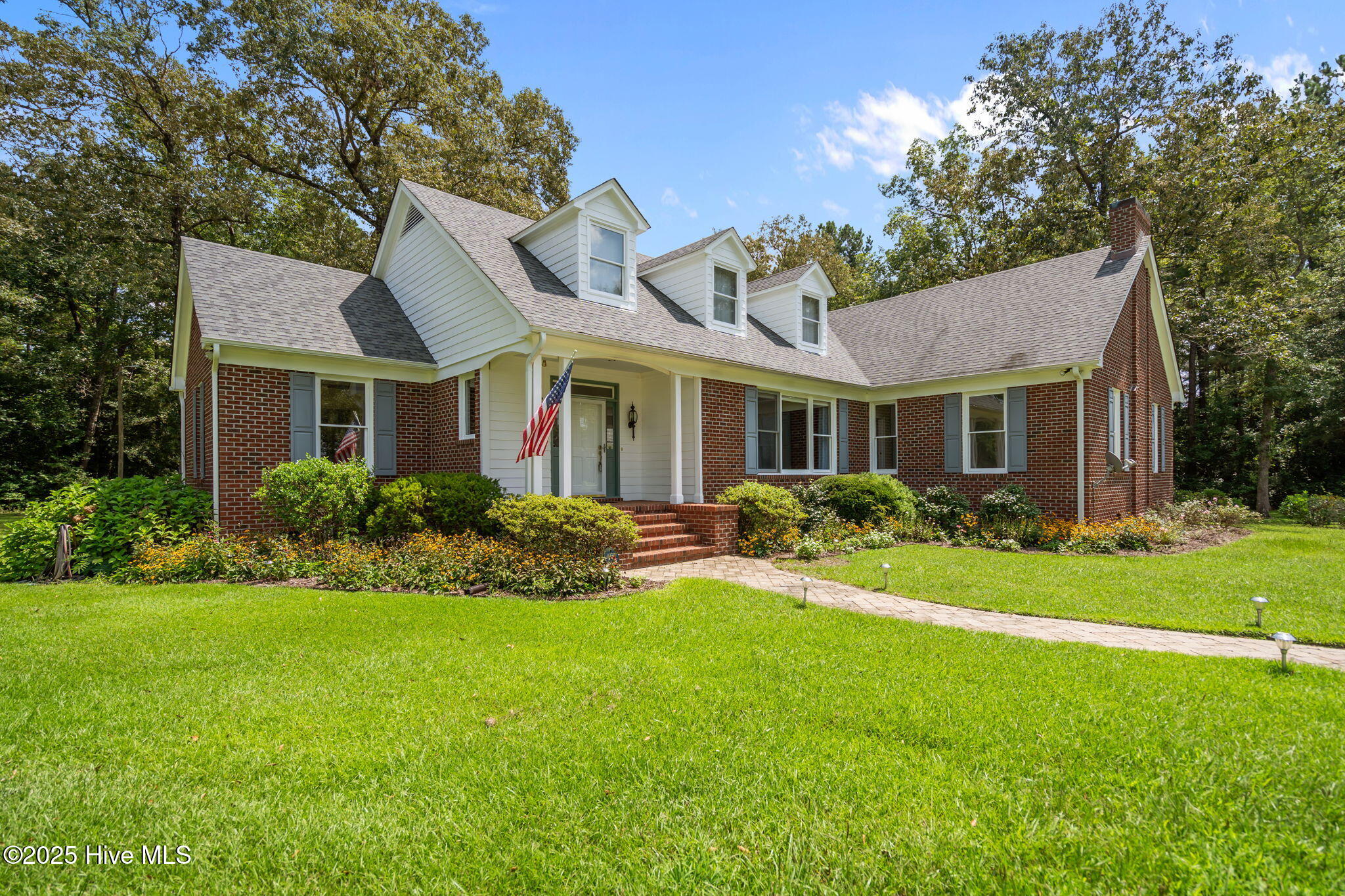 8033 Malpass Corner Road Currie, NC 28435 - Photo 6 of 82 6-web-or-mls-DSC00774