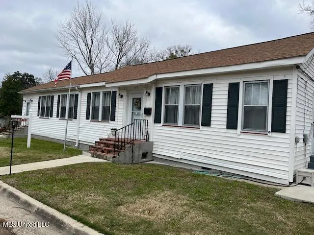 $299,500 | 1013 Main Street, Natchez, MS 39120