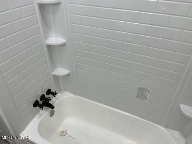 $299,500 | 1013 Main Street, Natchez, MS 39120