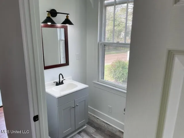 $299,500 | 1013 Main Street, Natchez, MS 39120