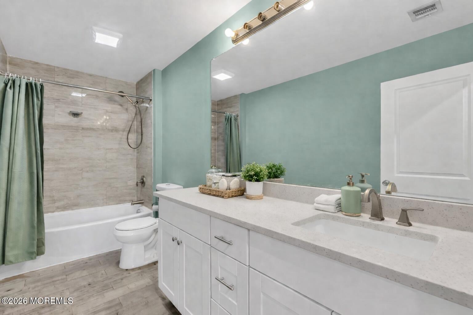 285 Washington Street Keyport, NJ 07735 - Photo 36 of 51 GUEST BATH