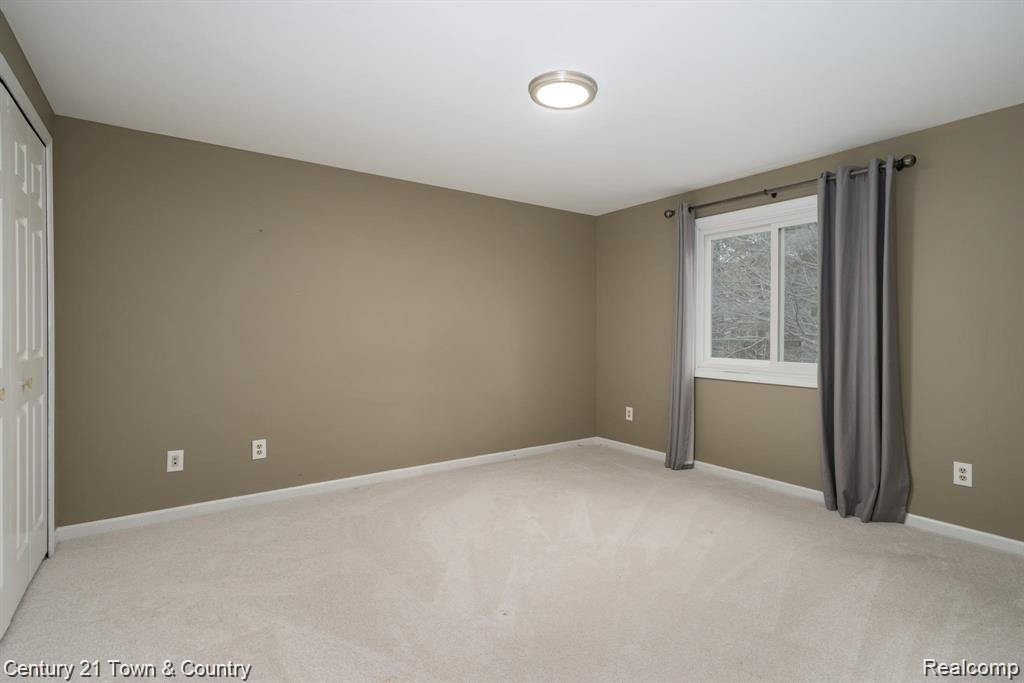 1275 Cobridge Drive Rochester Hills, MI 48306 - Photo 27 of 39