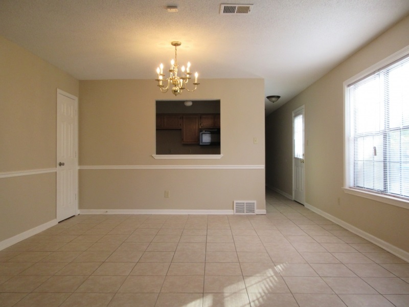 6749 Ross Ridge Drive Memphis, TN 38141 - Photo 3 of 7 Gallery Image 3