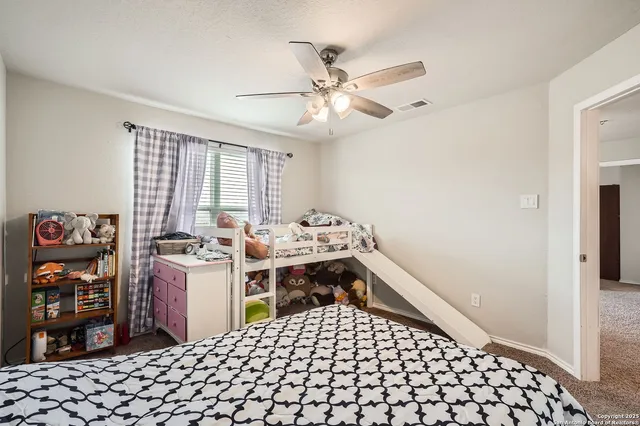 $295,000 | 13039 Heathers Sun, St. Hedwig, TX 78152