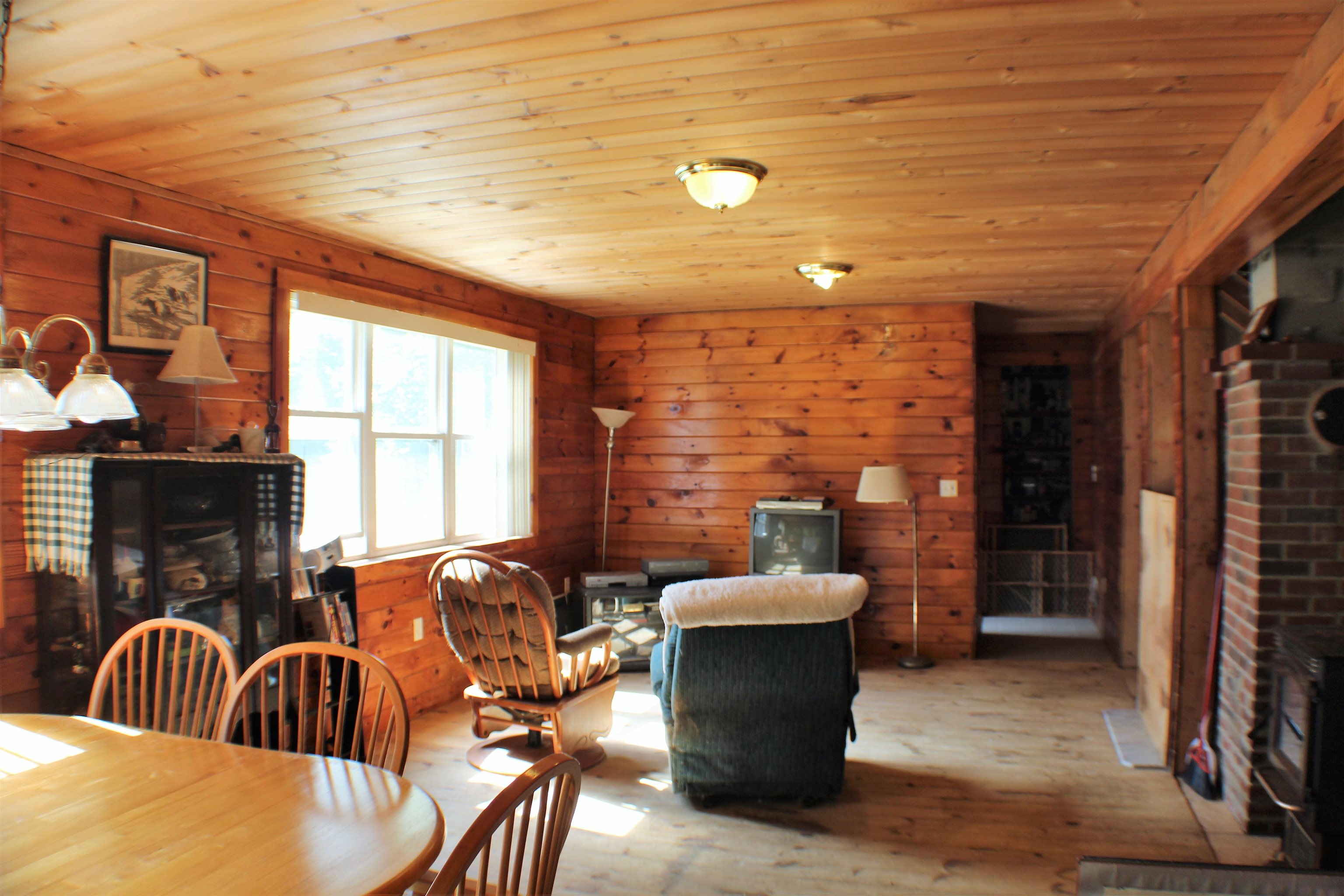 106 Eaton Road Pittsfield, NH 03263 - Photo 5 of 12