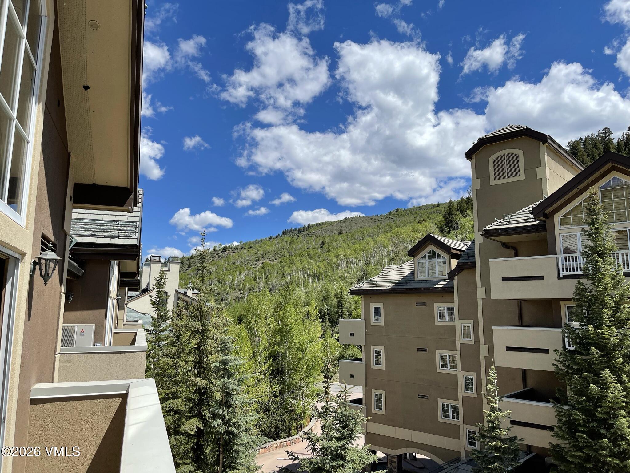 210 Offerson Road, Unit R206 WEEK 4 SUMMER FLOAT Beaver Creek, CO 81620 - Photo 2 of 32 IMG_0035