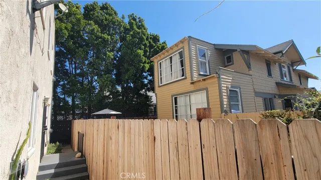 $2,050,000 | 833 Cedar Avenue, Long Beach, CA 90813