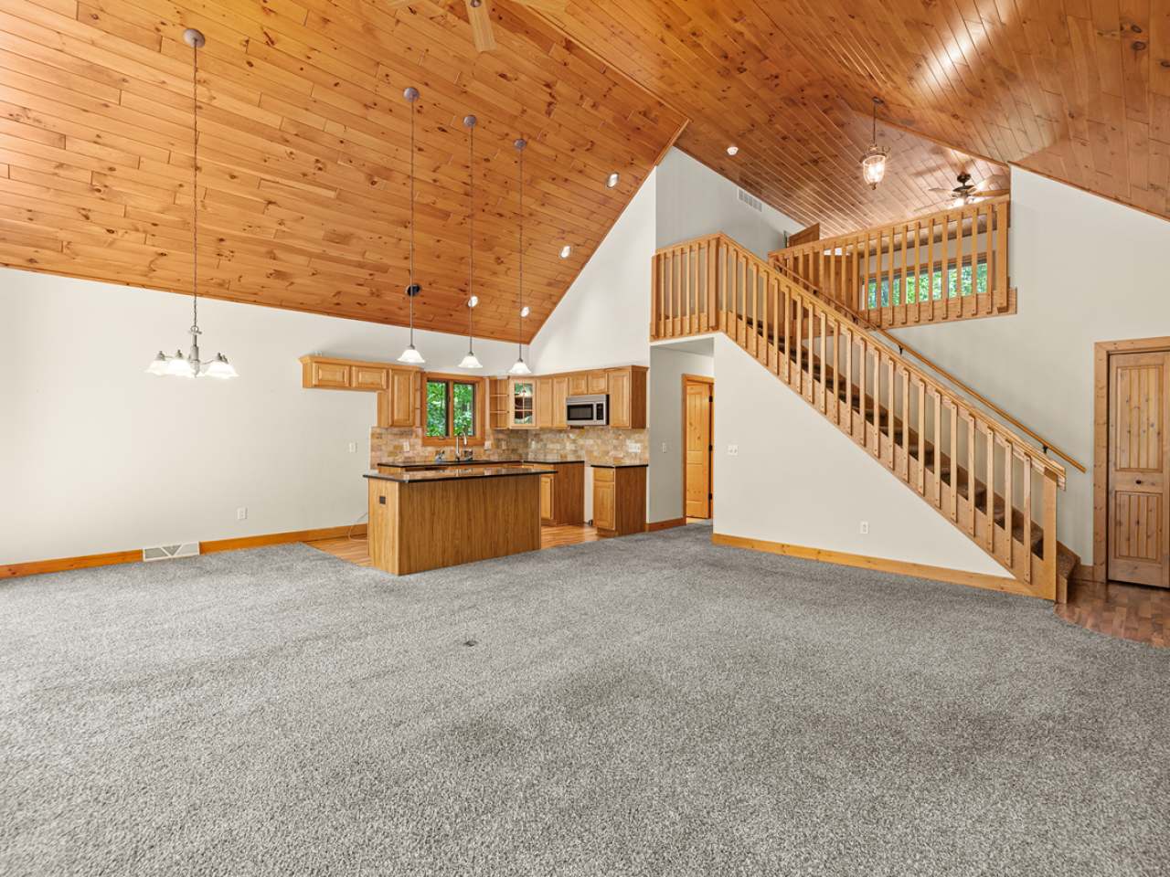 N9059 Hollander Road Gleason, WI 54435 - Photo 9 of 58 Gallery Image 9