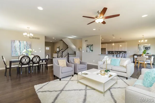 $484,900 | 1 Tbb Carver @ Ryehill Manor Street, St. Peters, MO 63376