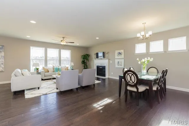 $484,900 | 1 Tbb Carver @ Ryehill Manor Street, St. Peters, MO 63376