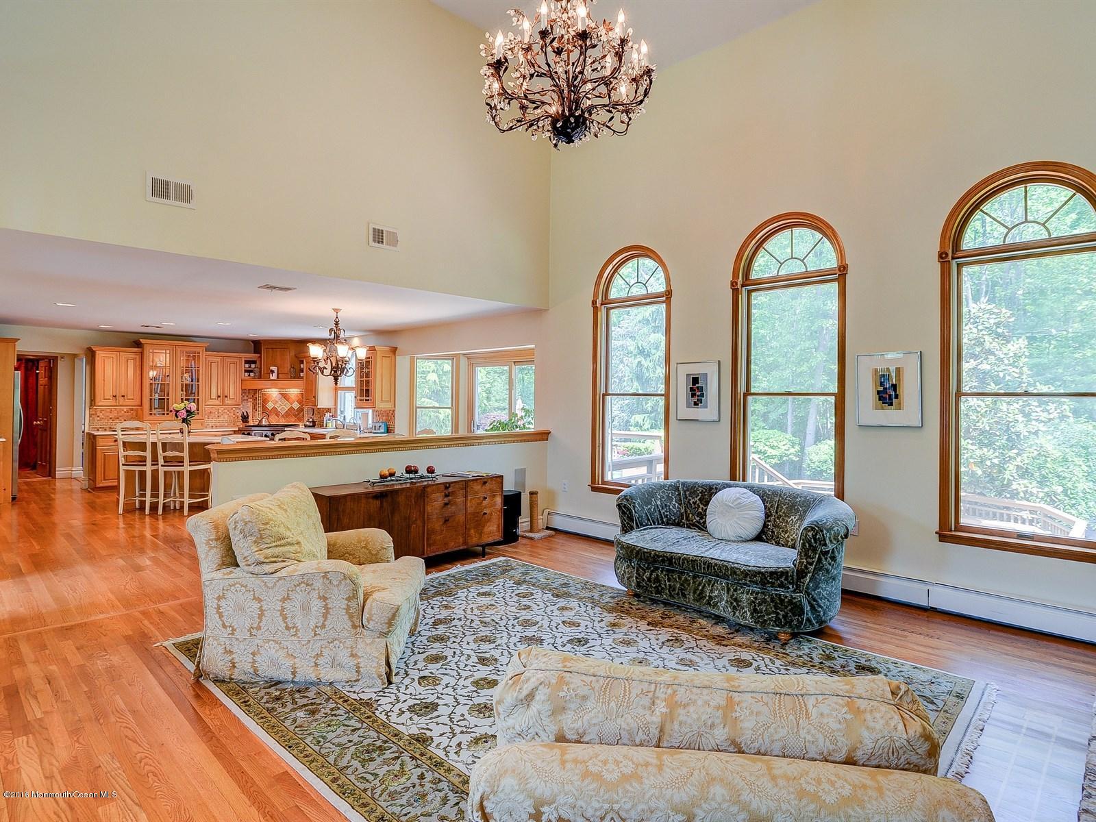 52 Oxford Road Manalapan, NJ 07726 - Photo 12 of 49 Family