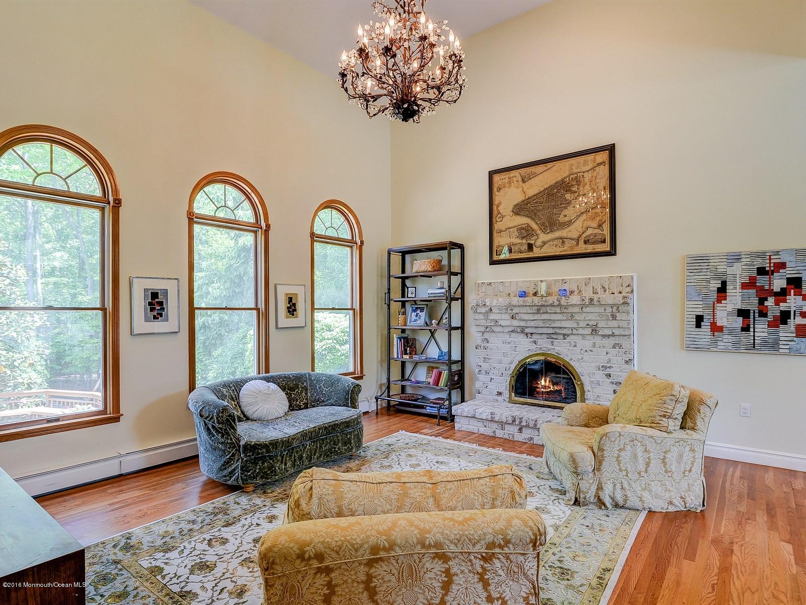 52 Oxford Road Manalapan, NJ 07726 - Photo 13 of 49 Family
