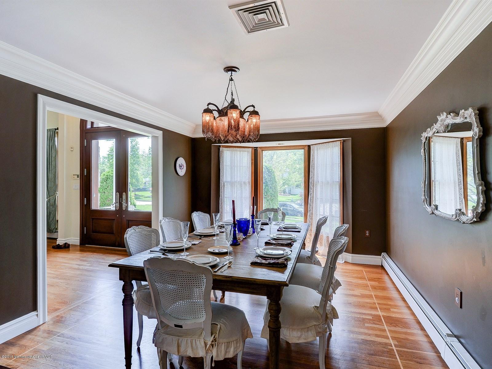 52 Oxford Road Manalapan, NJ 07726 - Photo 16 of 49 Dining
